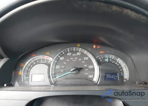 2014 Toyota Camry Se z USA, uszkodzony, nr VIN 4T1BF1FK7EU310423